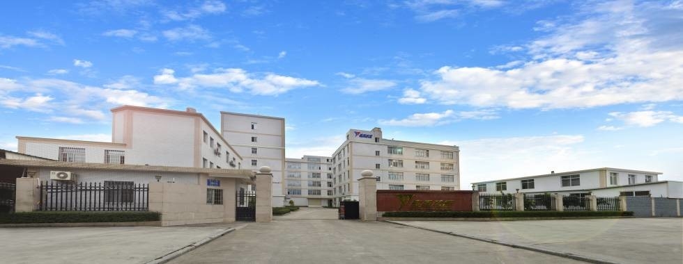 Dinh dưỡng thức ăn cho gà