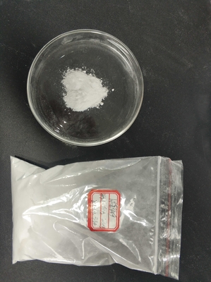 10% hòa tan Florfenicol Sử dụng trong thú y để ngăn ngừa nhiễm trùng lợn